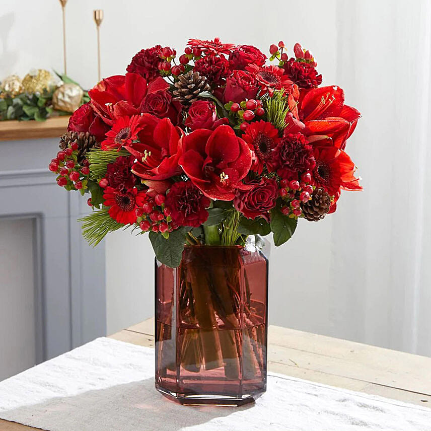 Send Gifts To UK | Gift Delivery UK From UAE - FNP AE